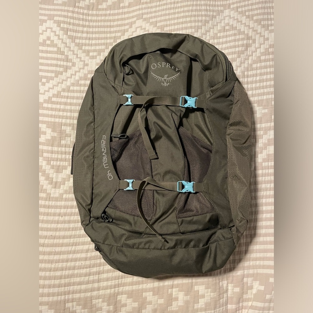 Osprey fairview 40 women’s backpack